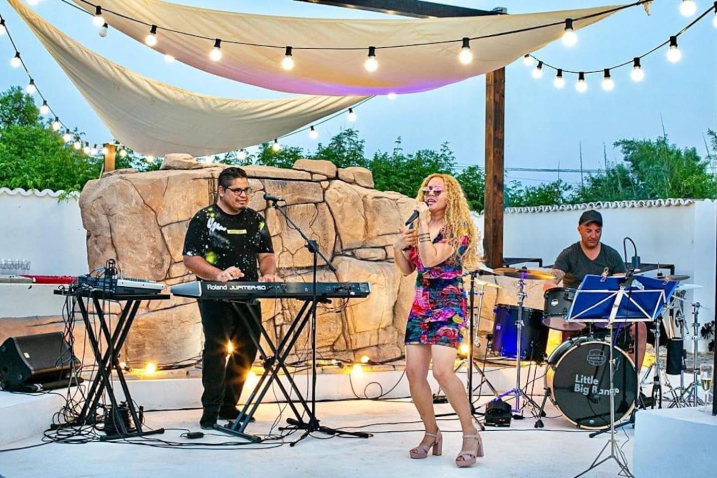 Del Artista Super Lujo Villa